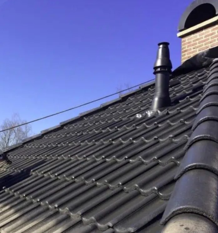 revêtement peinture de toit noir